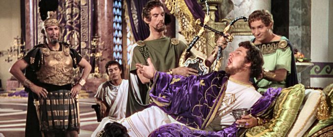 Néron (Peter Ustinov) dans Quo Vadis