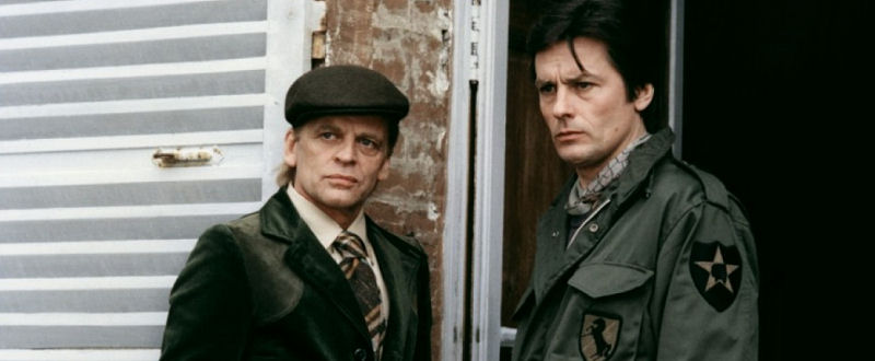 Klaus Kinski et Alain Delon dans Mort d'un Pourri