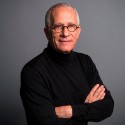 James Newton Howard en concert à Paris en 2017 C'est déjà l'un des grands rendez-vous musicaux de 2017 : James Newton Howard à Paris !