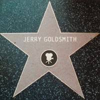 Une étoile pour Jerry Goldsmith en 2017 Le compositeur prendra enfin en 2017 une place bien méritée au Panthéon hollywoodien du Walk of Fame
