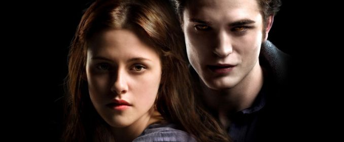 Kristen Stewart et Robert Pattinson dans Twilight