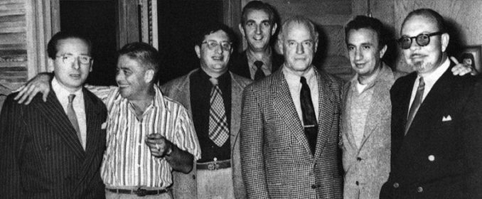 A gauche, Franz Waxman, Alfred Newman et Bernard Herrmann. A droite, Alex North et Hugo Friedhofer.