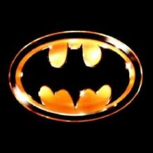 Ciné-concert : Batman plane au-dessus du Grand Rex ! Le soir du 24 mai, la célèbre salle parisienne acceuille la chauve-souris dans sa version de 1989